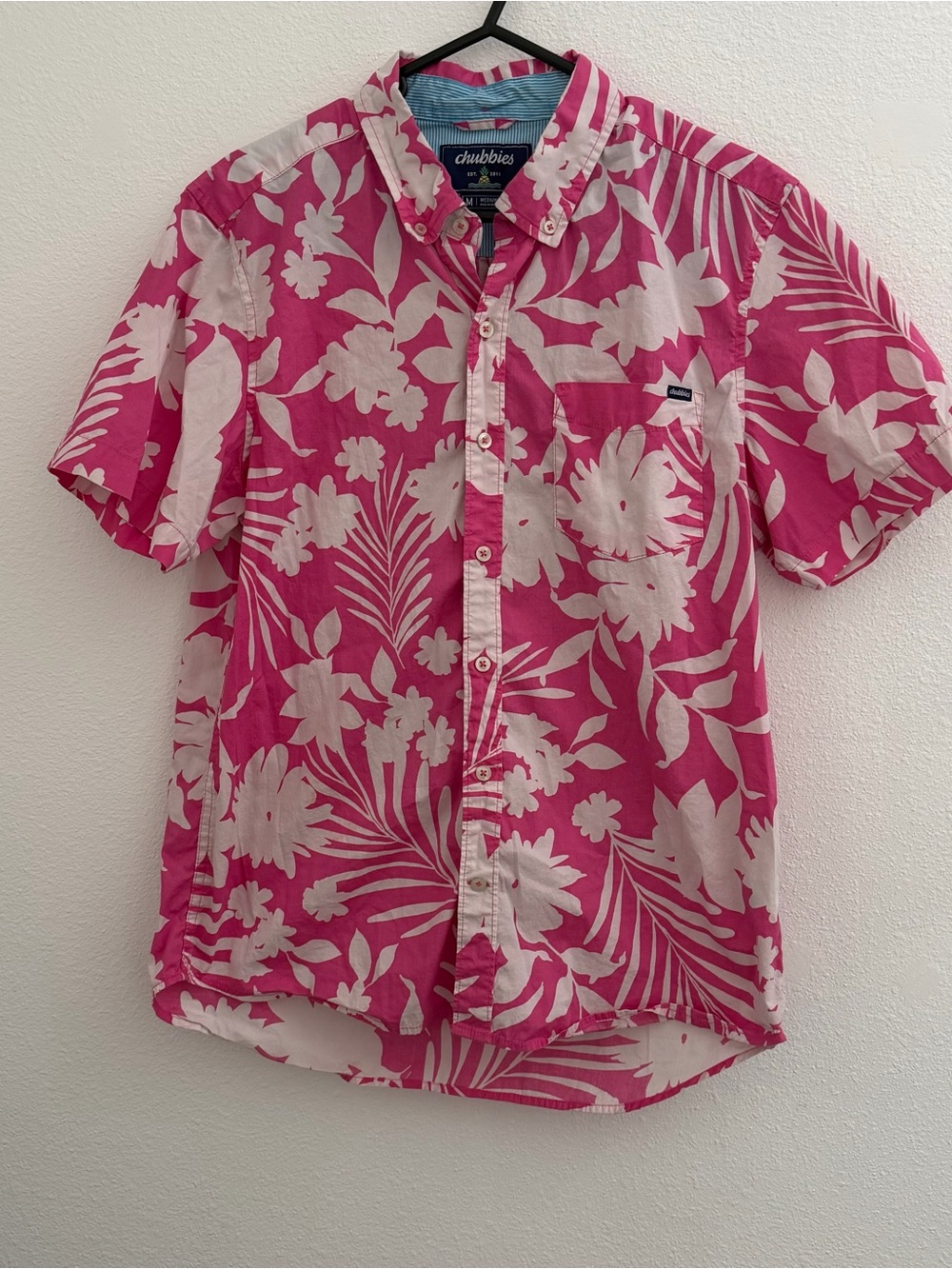 chubbies Pink and Cream Floral Short Sleeve Button-Down Shirt